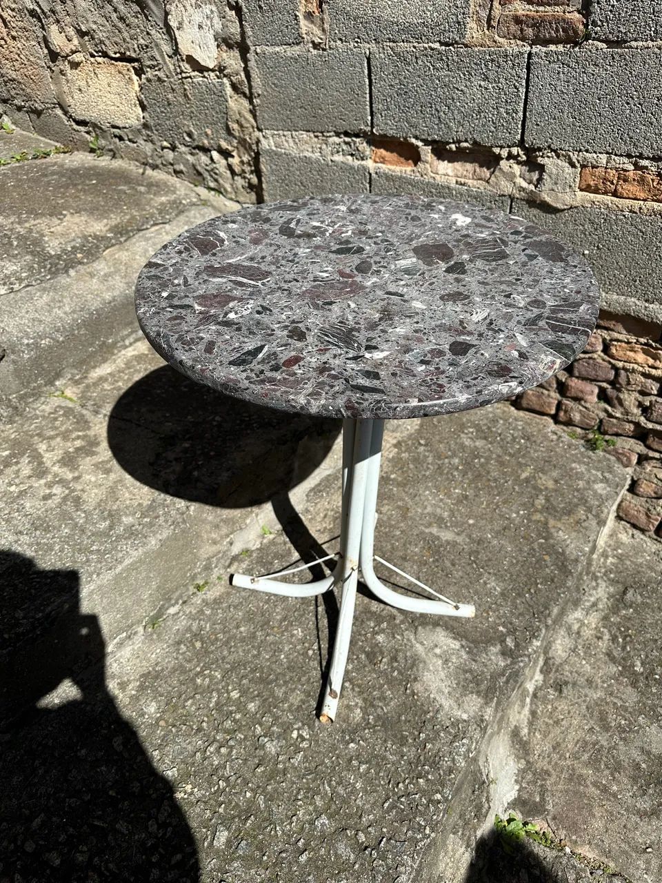 Mesa de Granito redonda 