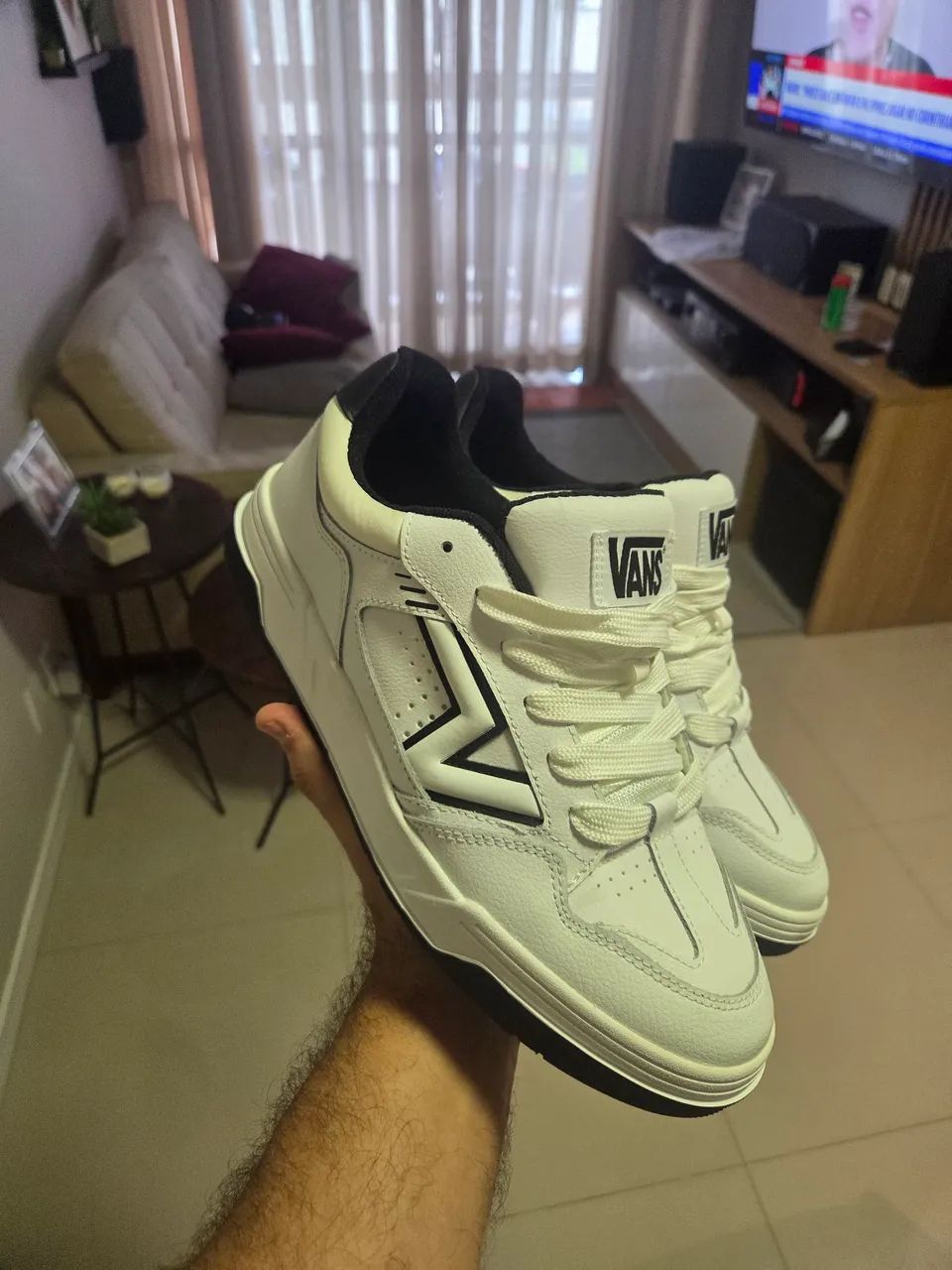 Tenis Vans Upland White Black Tam 43 - Foto 5