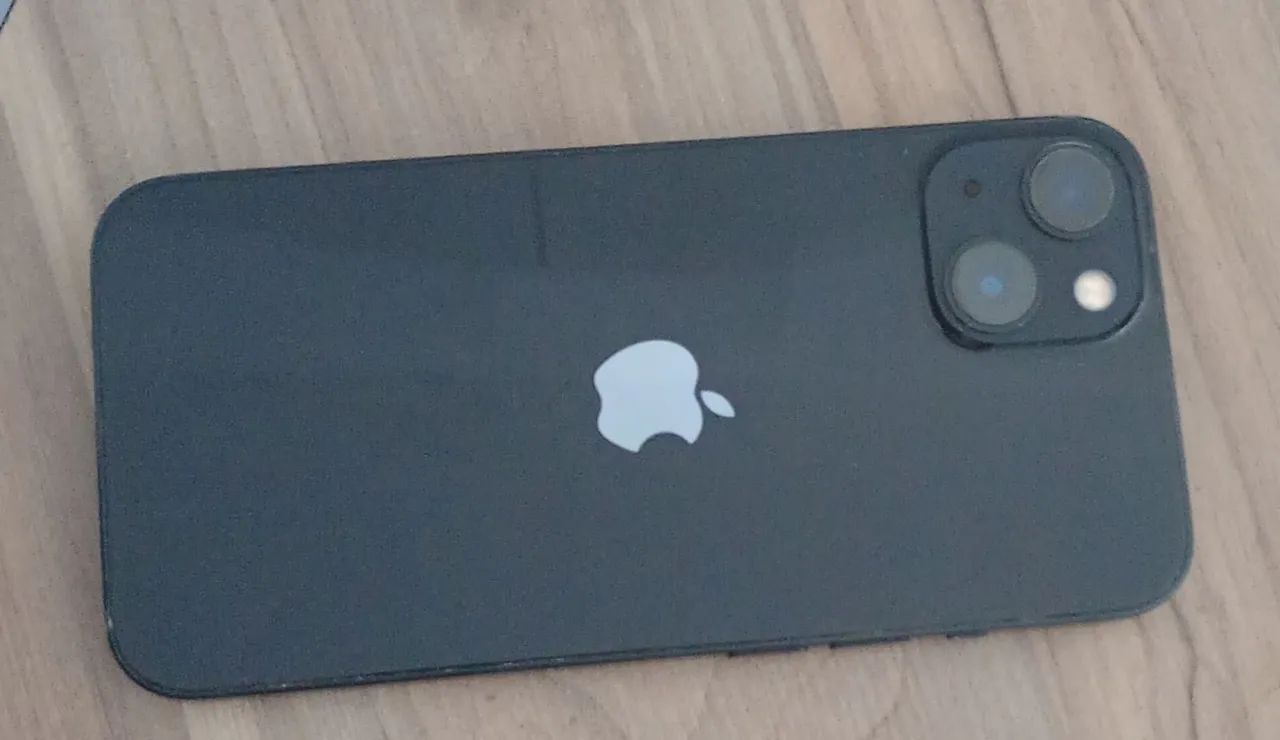 Vendo iPhone 13 em perfeito estado  - Foto 3