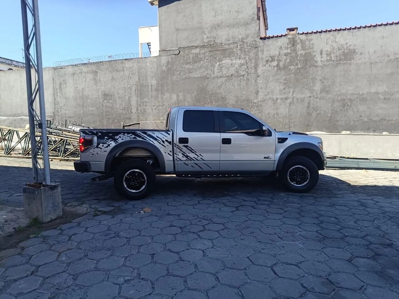 Ford F-150 F150 SVT Raptor 2011 2011