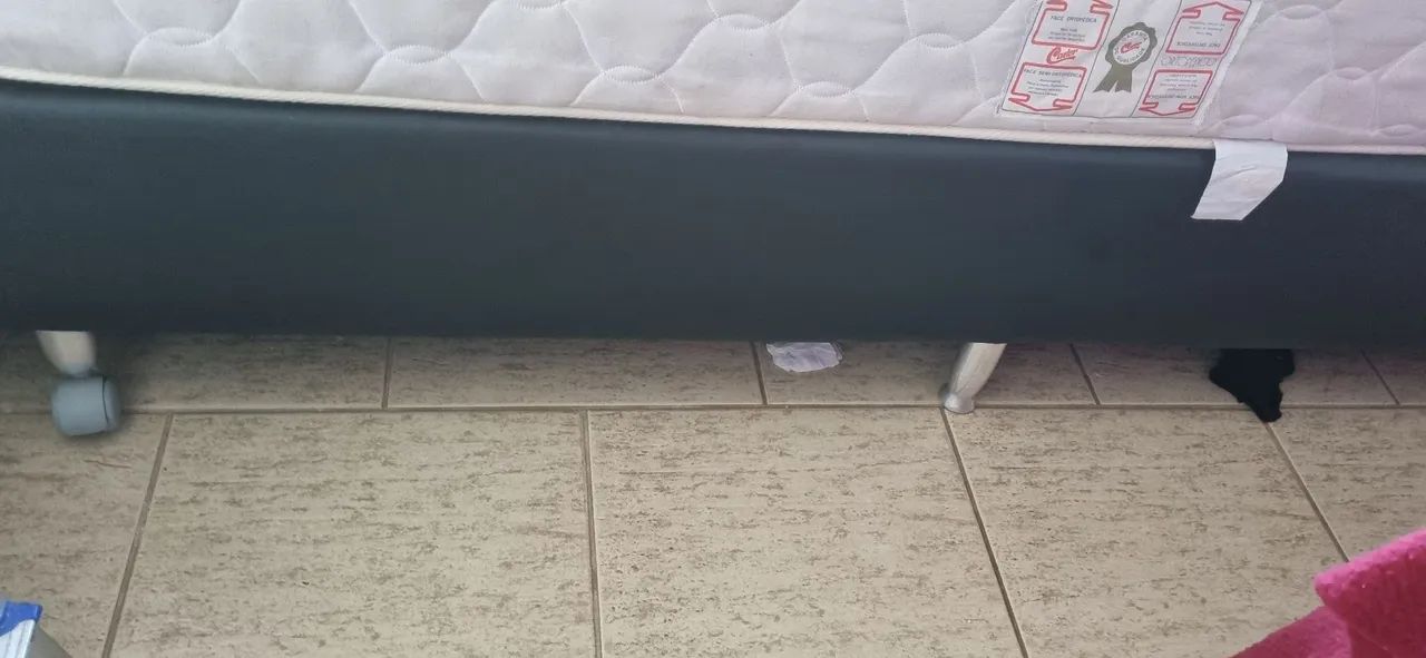 Cama box +olchão Solteiro Ortopédico - Ótimo Estado 