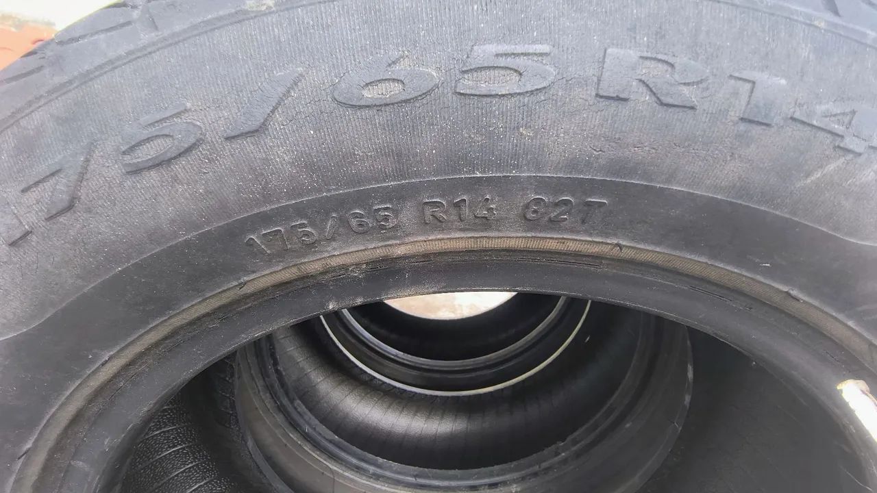 Pneu 175x14 Pirelli usado bom estado * - Foto 4