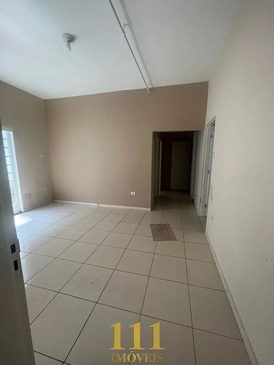 Casa Comercial Bosque dos Eucaliptos  Espaço, visibilidade e localização estrat - Foto 5
