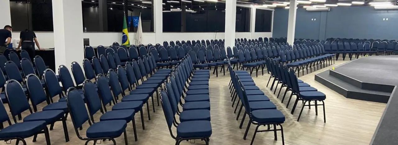 Cadeiras empilháveis para auditório  - Foto 2