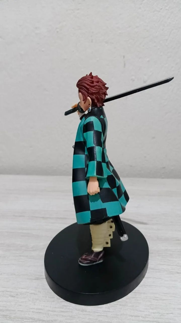 RÉPLICA FIGURE TANJIRO KAMADO  DEMON SLAYER - Foto 2