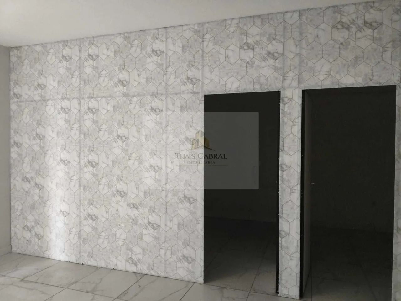 Ponto Comercial andar superior - Av. Bernardo Sayão - Foto 4
