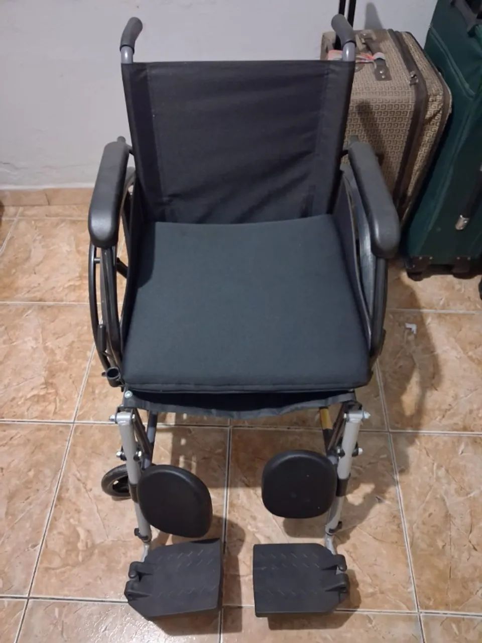 Cadeira de rodas - Foto 2