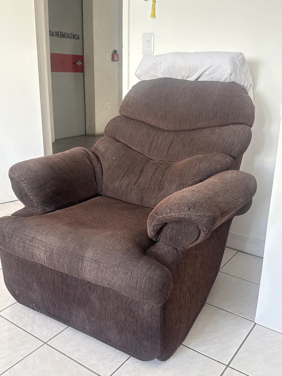 POLTRONA RECLINÁVEL 