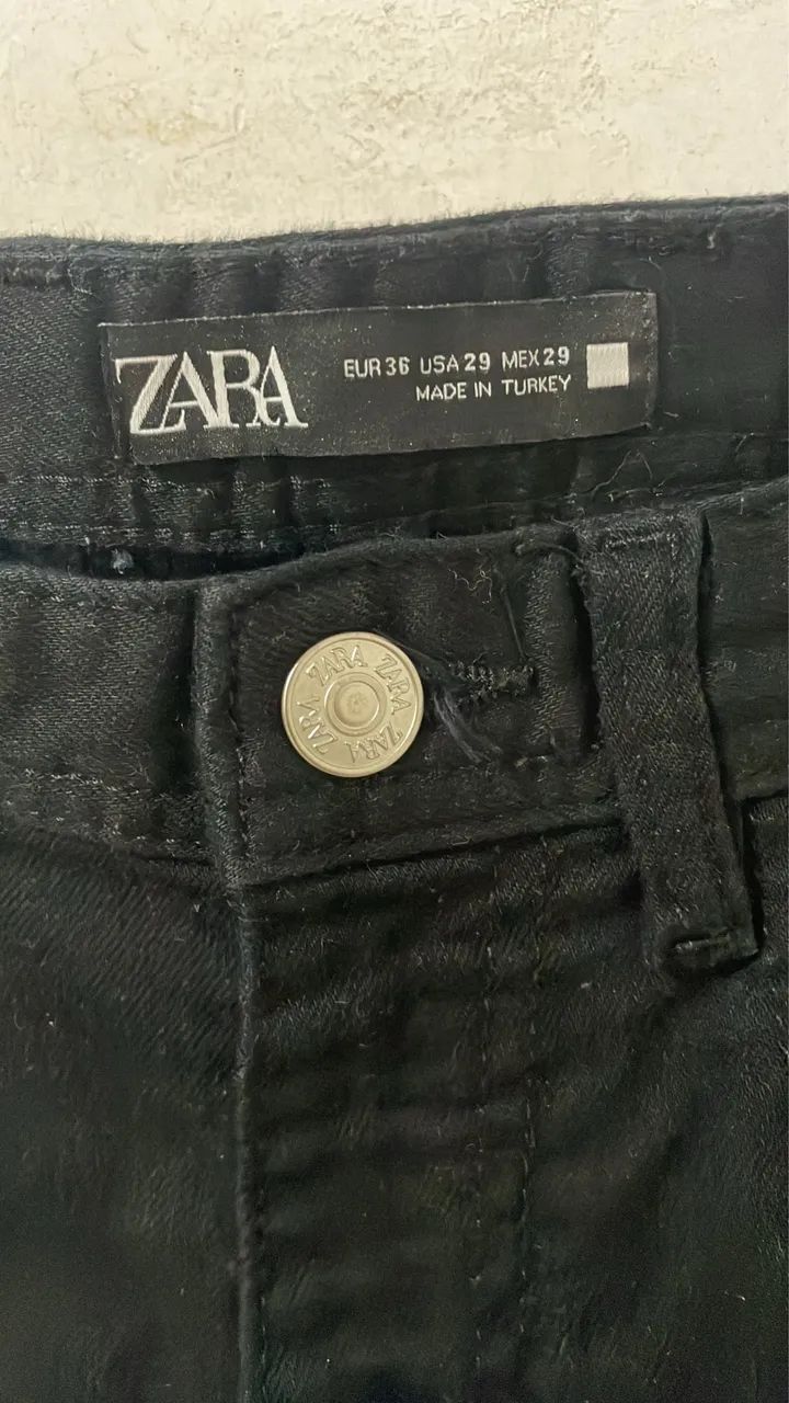 Calça jeans zara preta 36 - Foto 2