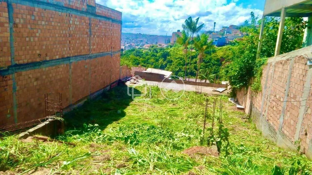 Lote em otimas condições com 360 mtrs para Venda