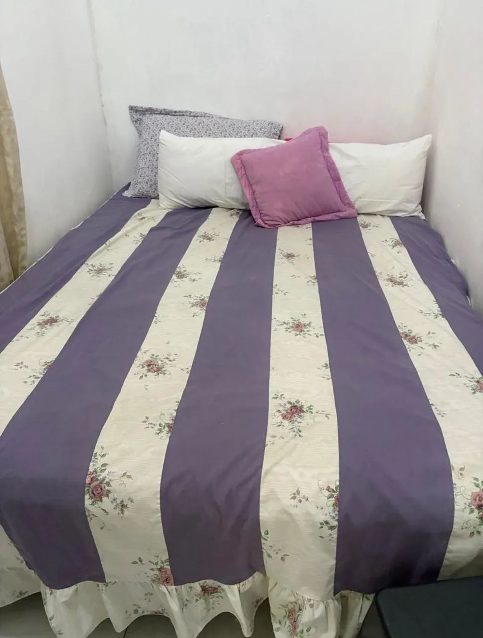 Quarto para alugar - só para mulheres