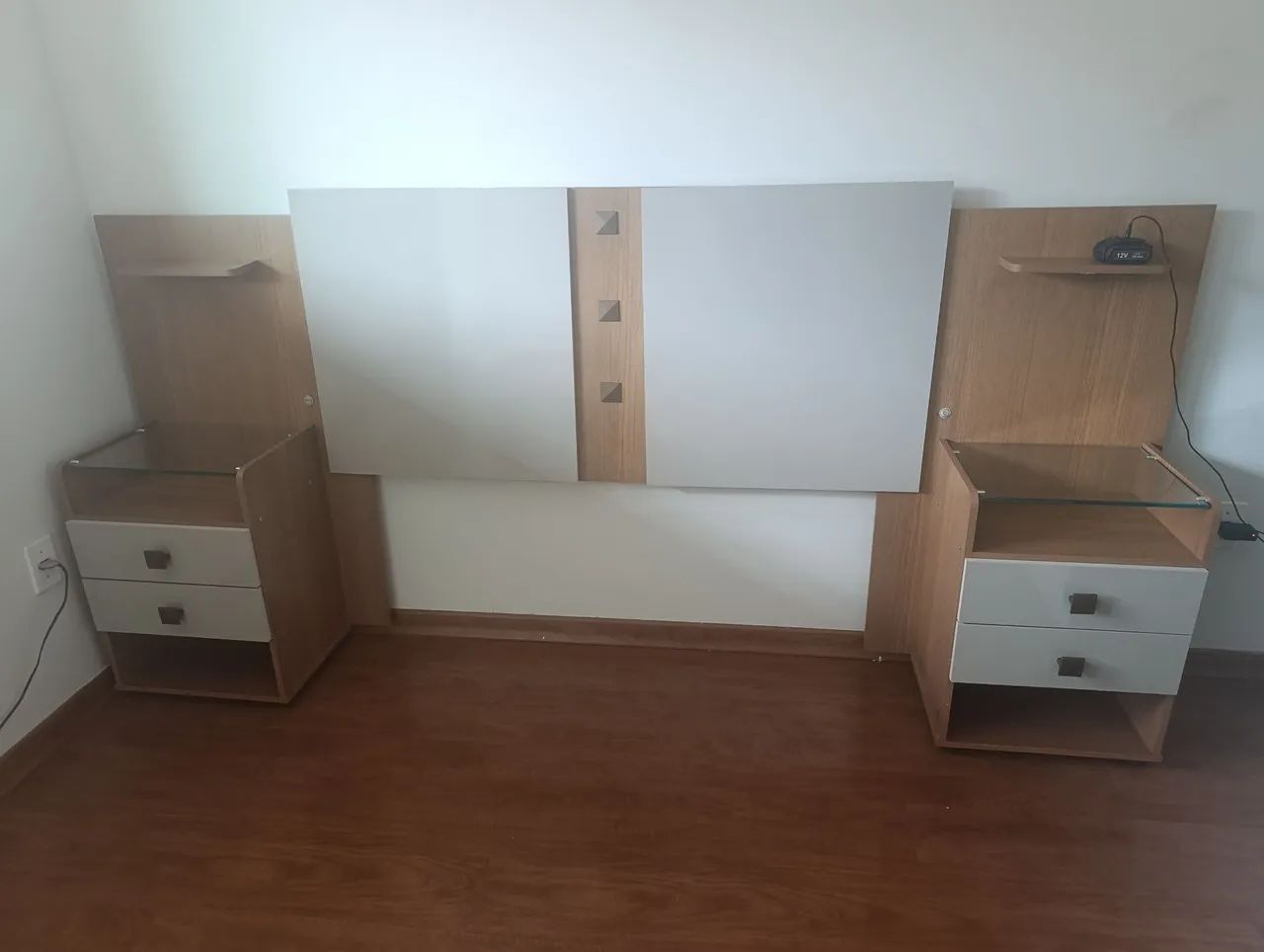 Cabeceira c Led + 2 gavetas Casal/Queen/King