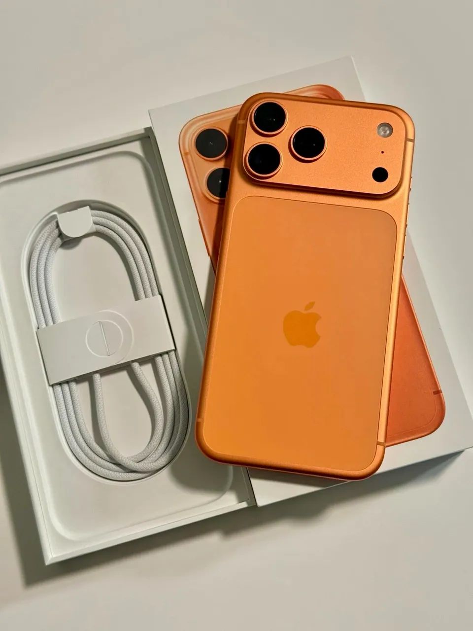 iPhone 17 Pro Max Laranja 1 mês de uso!  - Foto 3