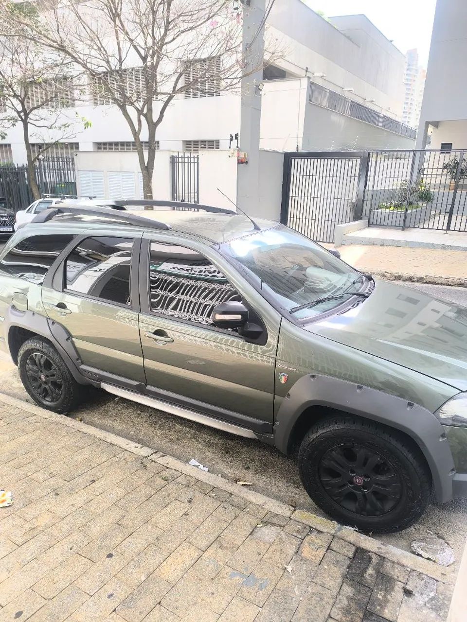 Fiat Palio Week.adv.lock.dualogic 1.8 Flex 2012