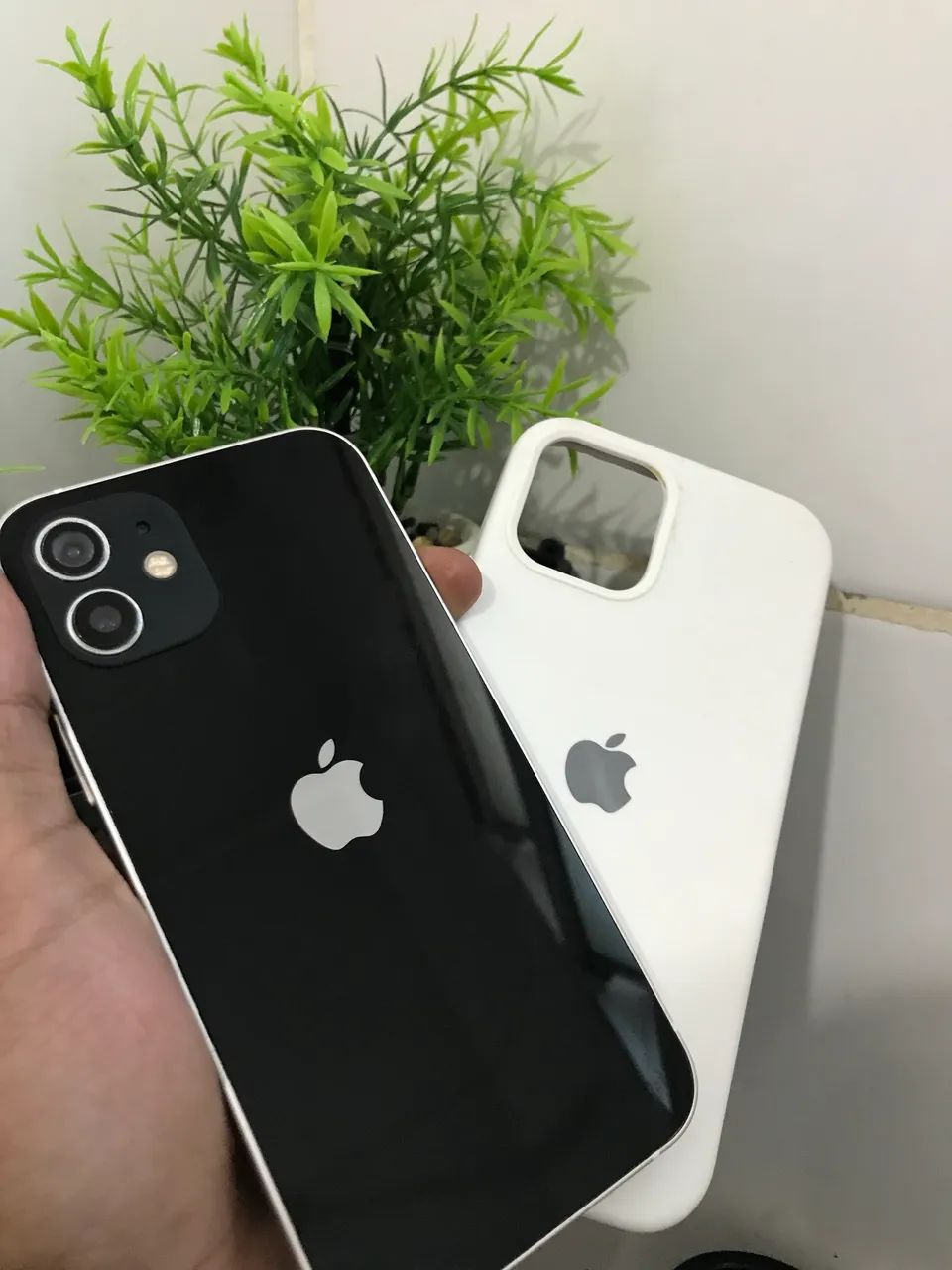 iPhone 12