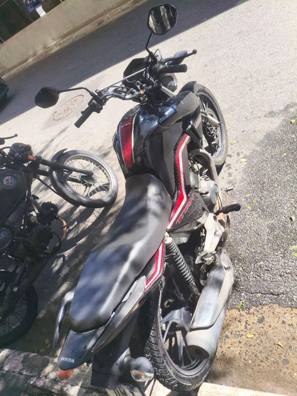 Moto Titan 160 flex