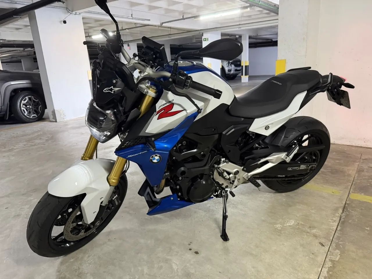 BMW F 900 R PLUS  - Foto 2