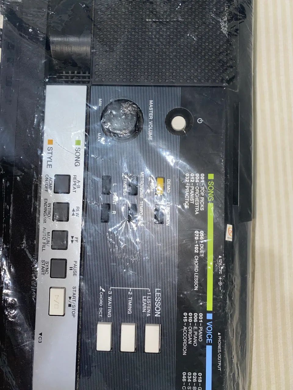 teclado Yamaha PSR-E243 - Foto 4