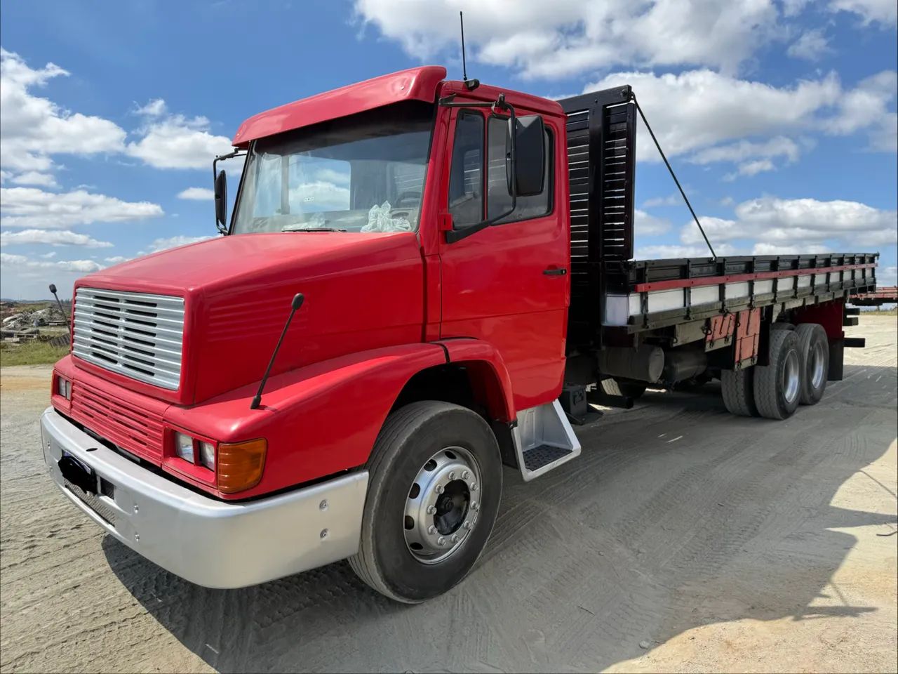 MB 1621 - Foto 3