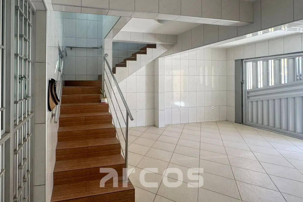 Casa à Venda no Suíssa | 220m² | 5 Quartos | 3 Suítes | 3 Vagas - Foto 2