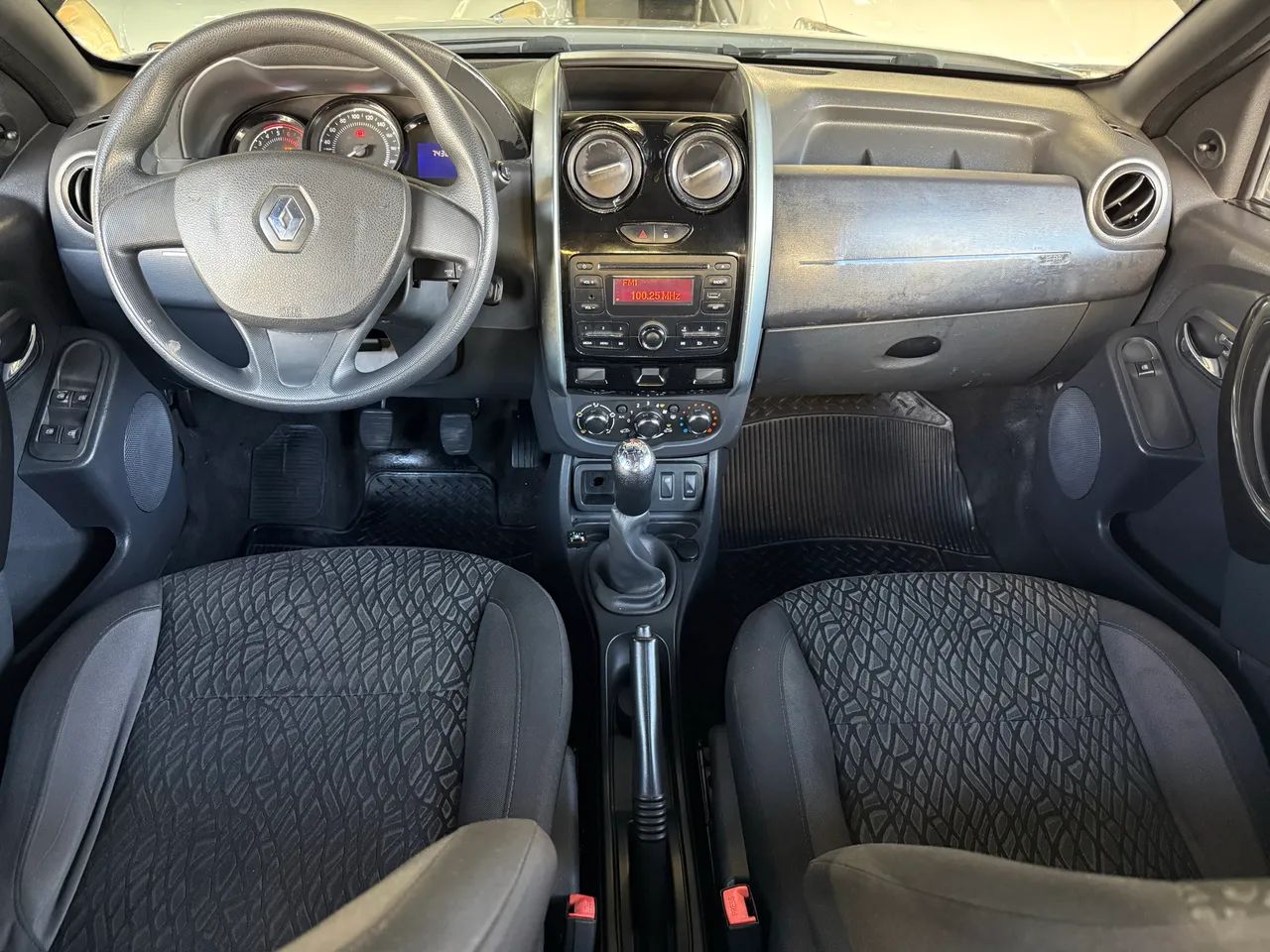 Renault Duster Expression 1.6 Hi-flex 16V Mec. 2017 - Foto 2