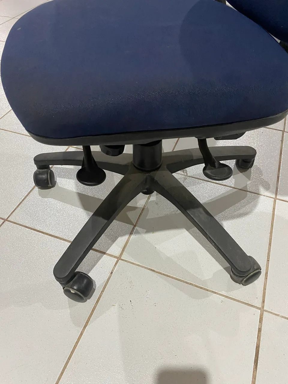 Cadeira Giratória  - Foto 2