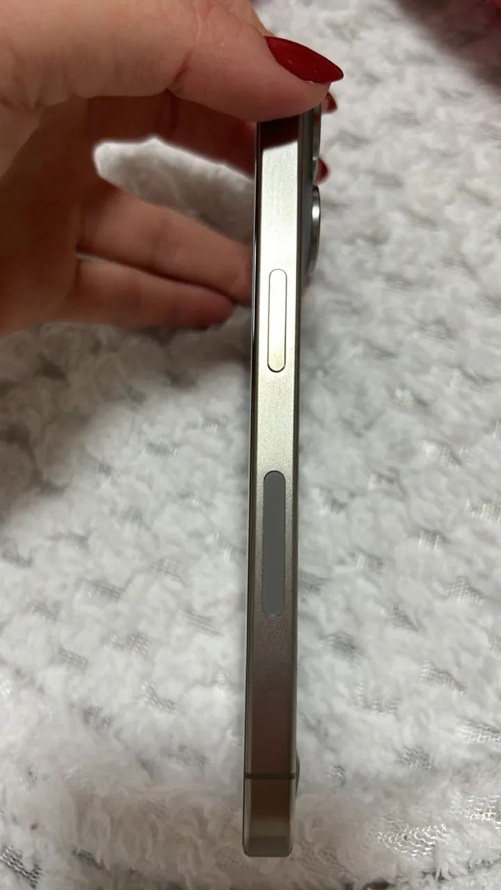 iPhone 15 Pro Titânio Natural  - Foto 2