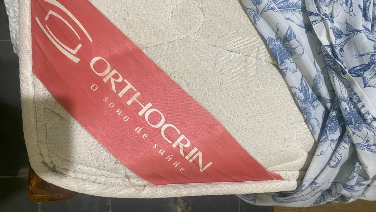 Cama e colchão Queen  - Foto 3