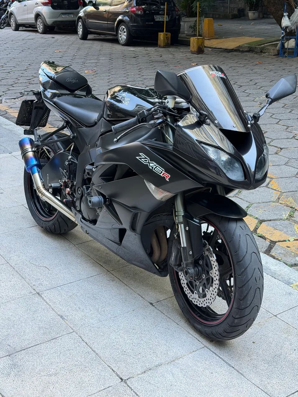 Kawasaki Zx-6r 600cc 2012 - 1479613452 | OLX