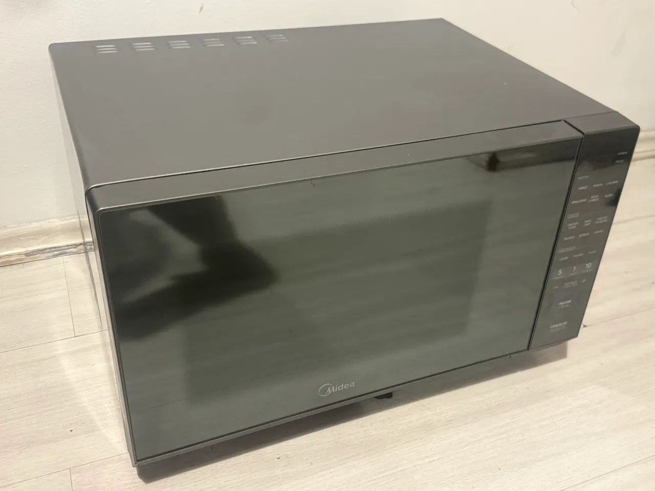 Microondas Midea MasterCook 35L 220V