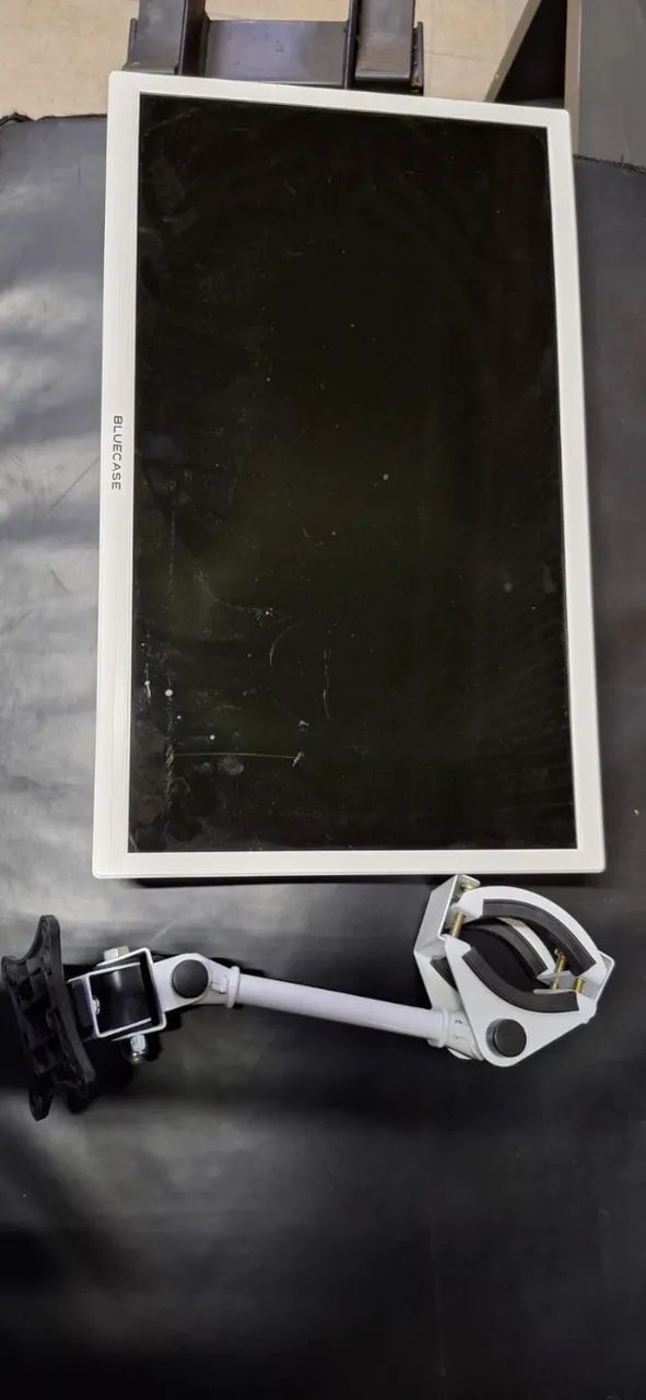 Monitor LED 21,5" BLUECASE