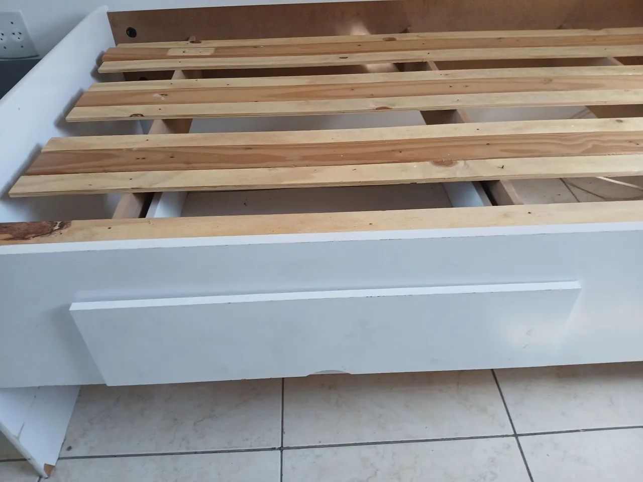 Cama de solteiro c 02 gavetas - Foto 2