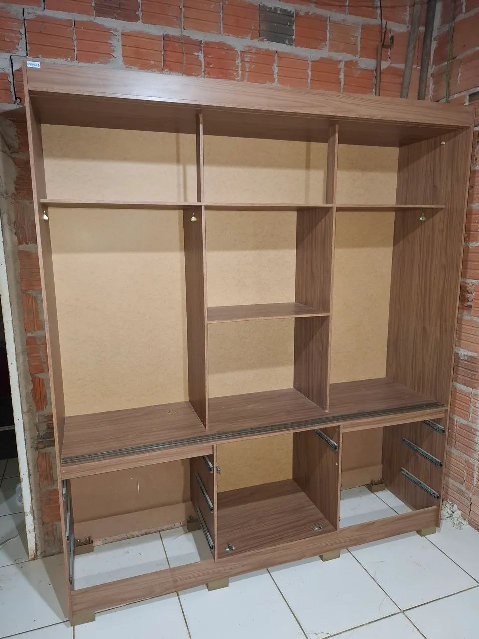 Vendo guarda roupa seminovo  - Foto 3