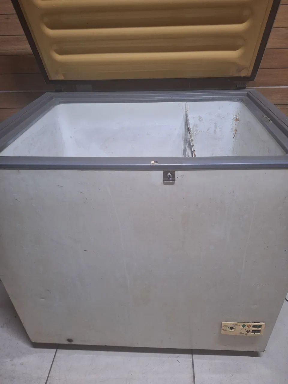 Freezer Horizontal Cônsul 310 Litros - Foto 2