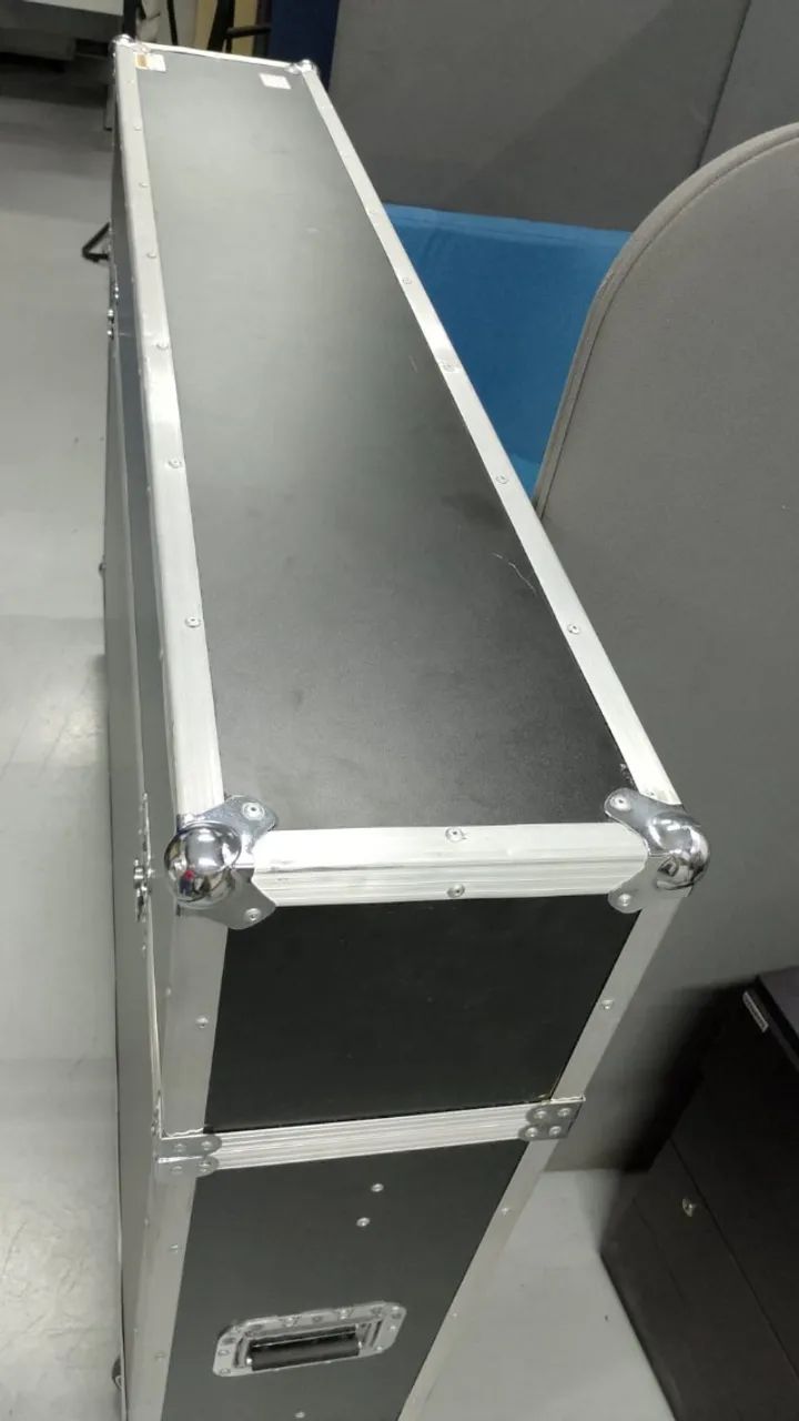 Case Com Rodízios Para  Monitores - Foto 4