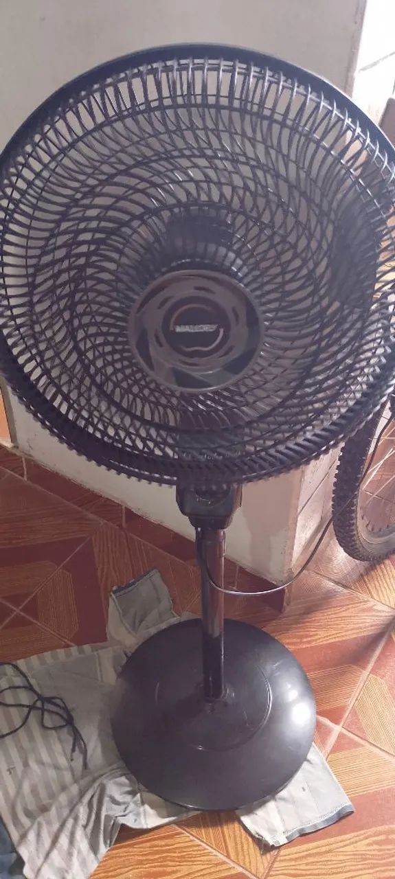 Ventilador de pé 