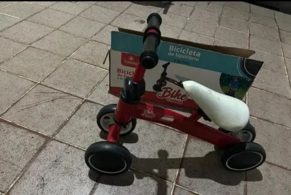 Bicicleta de equilíbrio 