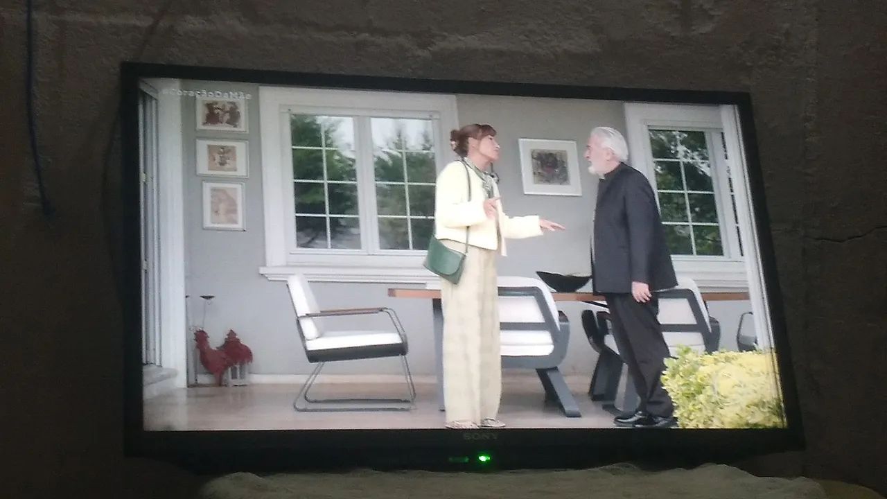 TV Sony 32 polegadas com controle  - Foto 5