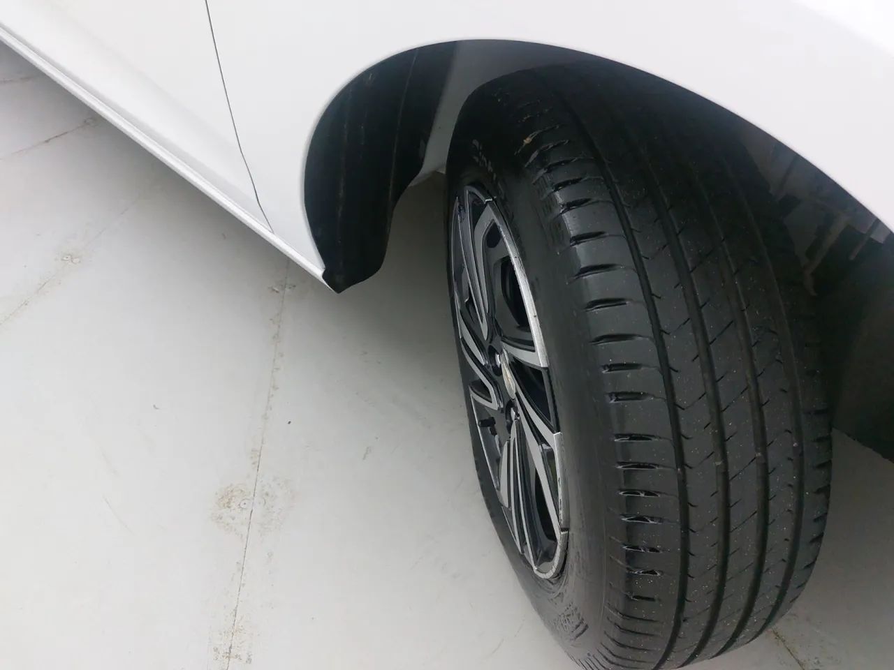 Chevrolet Onix Hatch 1.0 12V Flex Mec. 4P, foto 13 de 18