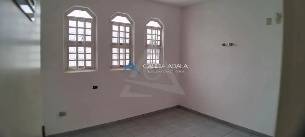 Casa para alugar em Campinas, Jardim García, com 7 quartos, com 170 m² - Foto 2