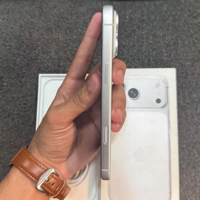 iPhone 17 Pro - 256GB - E-Sim - LACRADO - Foto 3
