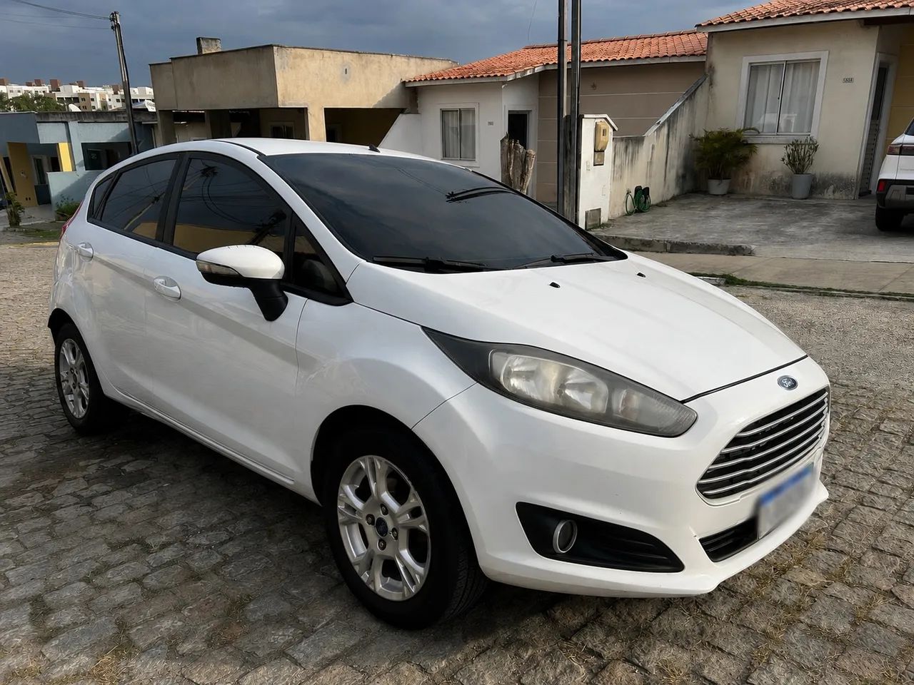 Ford Fiesta Fiesta 1.6 16V Flex Aut. 5p 2016
