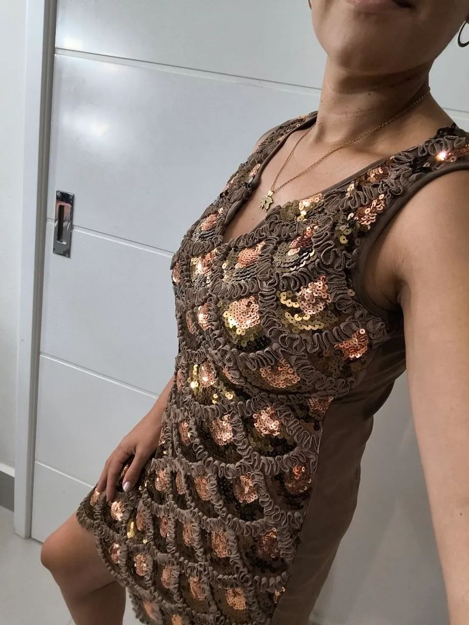 Vestido marrom lindo - Foto 2