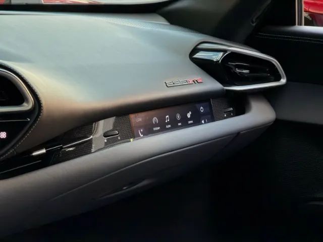 Ferrari 296 GTB (Hibrido), foto 17 de 20