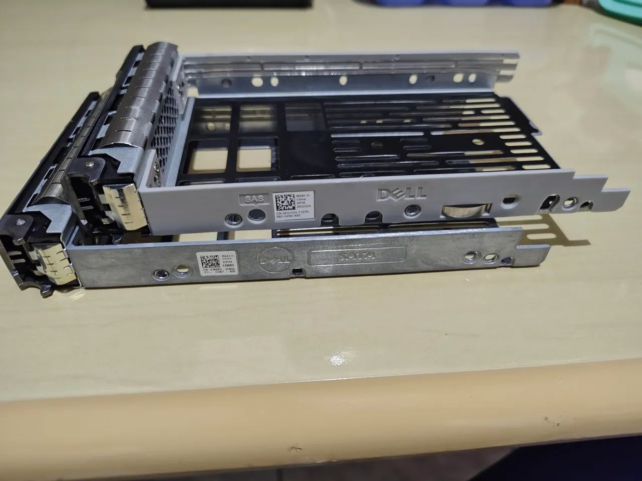 Gaveta Dell 3.5 para hd de Servidor. - Foto 4