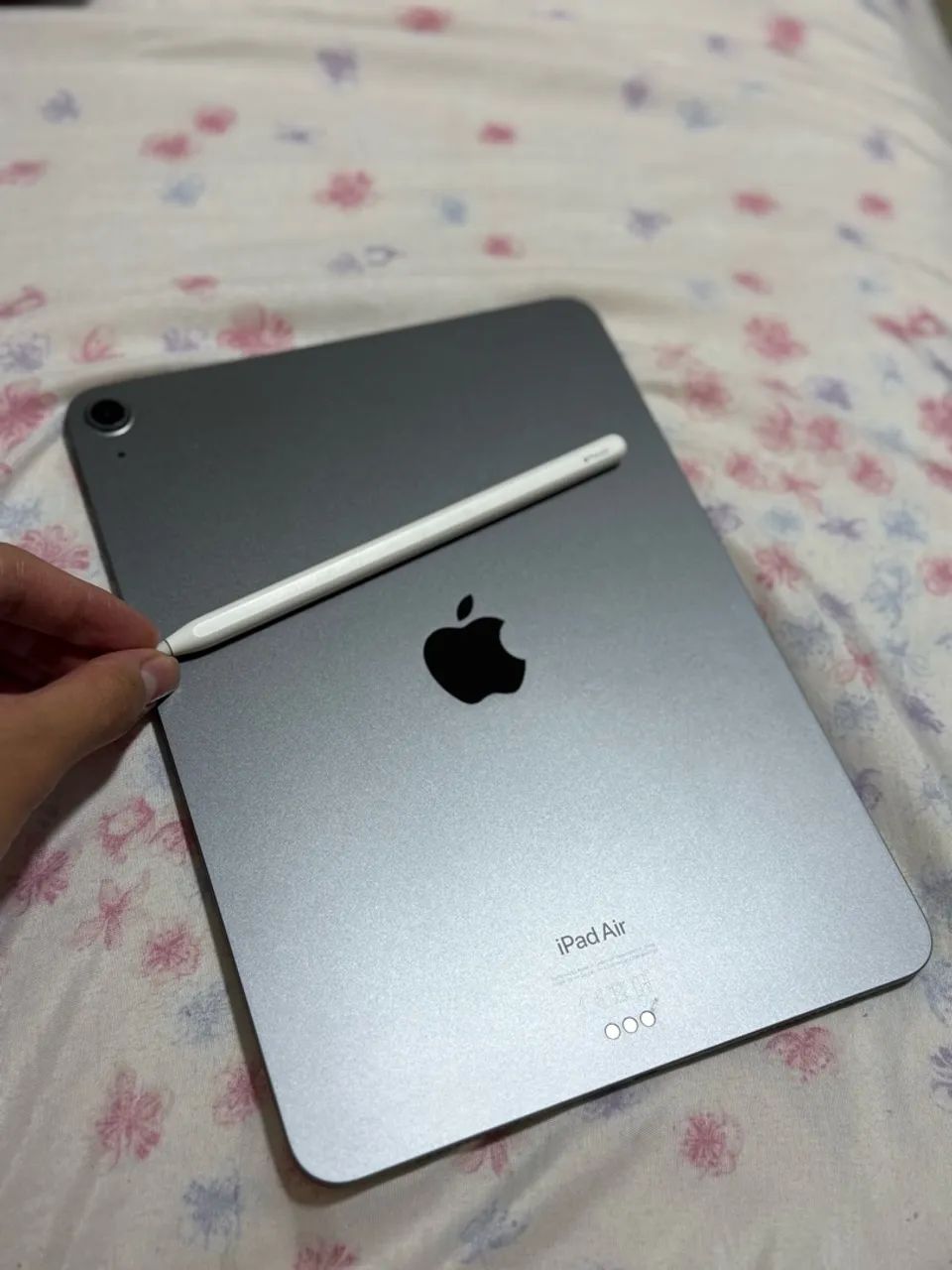 iPad Air 5º geração 256GB chip M1+ Apple Pencil 2º geração  - Foto 2