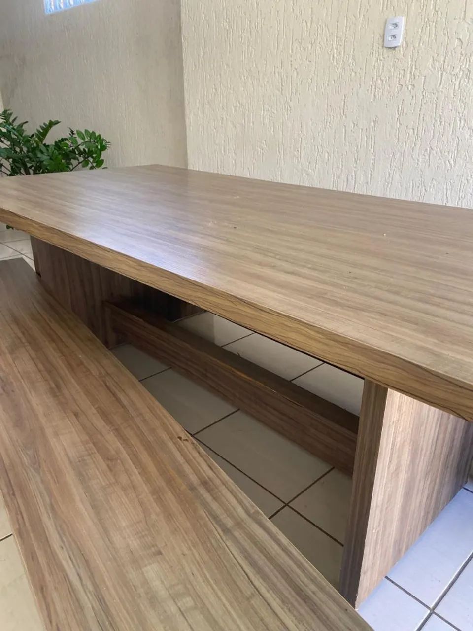 Mesa com bancos - Foto 3