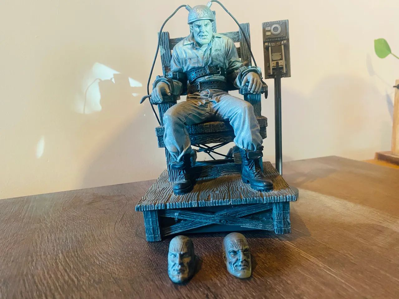 Marv da NECA, baseado no filme Sin City. - Foto 2