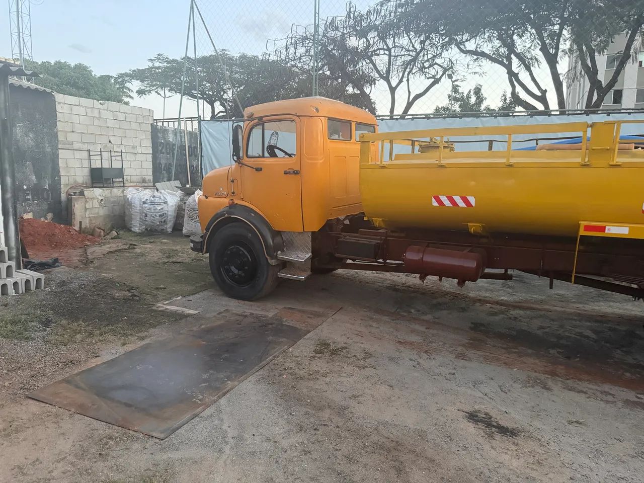 Caminhão pipa  - Foto 2