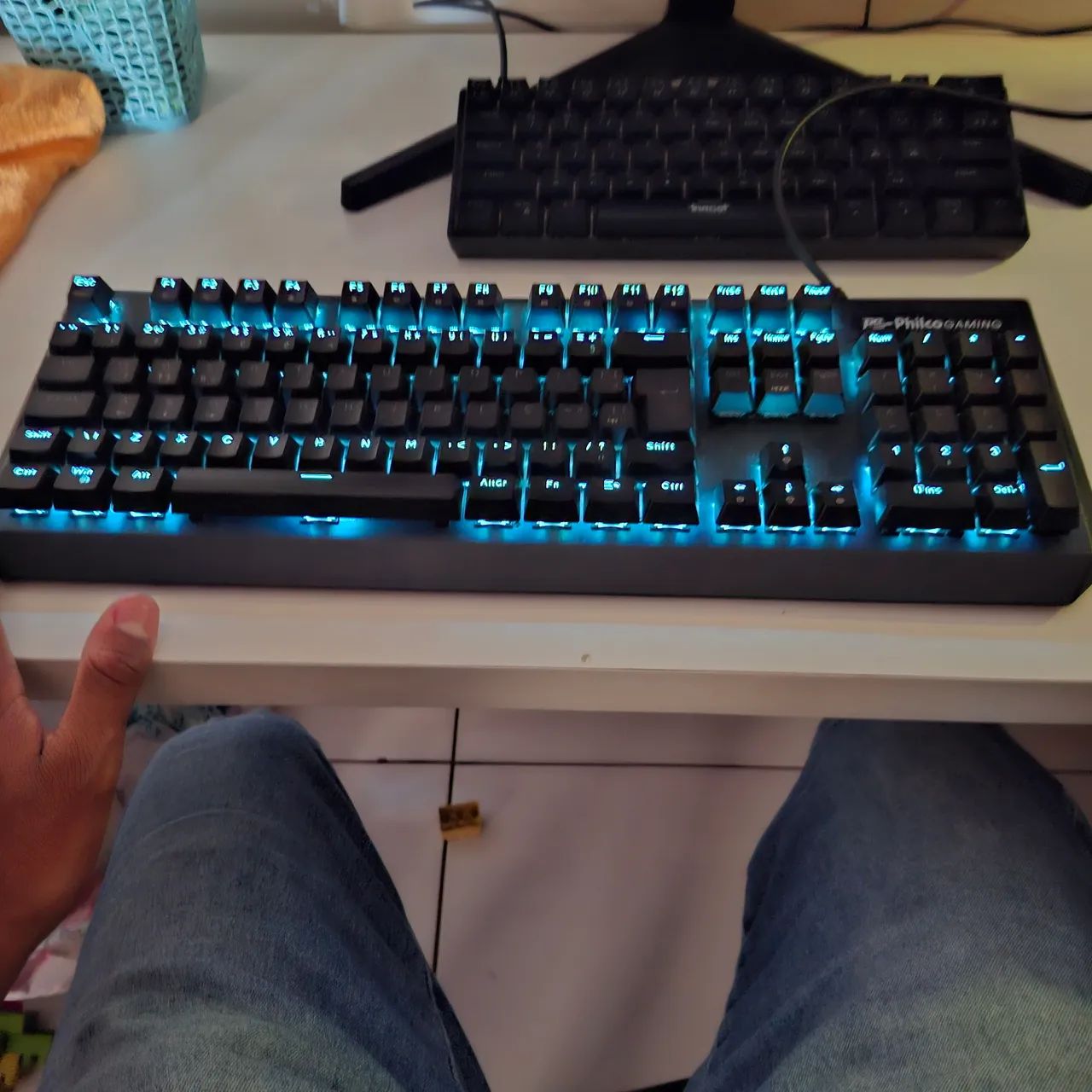Teclado gaimer mecanico com rgb azul 